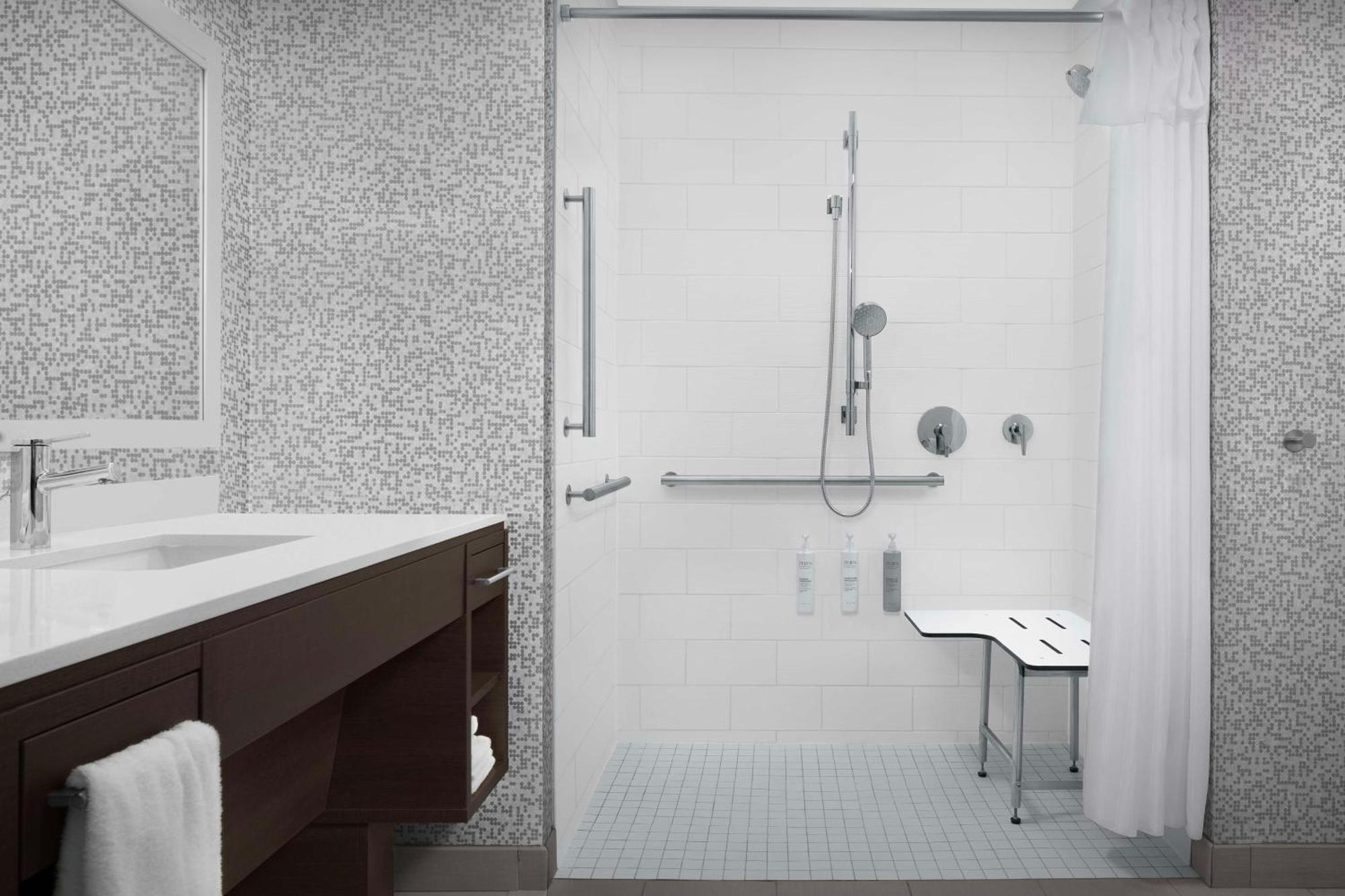 Home2 Suites By Hilton Πουκίπσι Εξωτερικό φωτογραφία