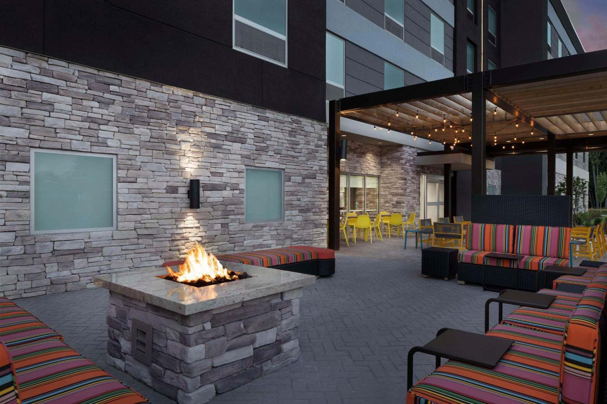 Home2 Suites By Hilton Πουκίπσι Εξωτερικό φωτογραφία